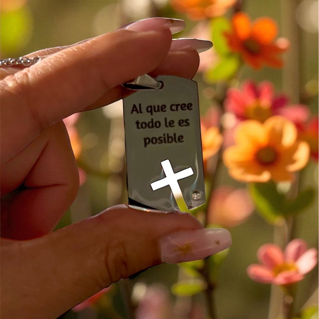 Dije con Cruz calada y detalle de mini cristal